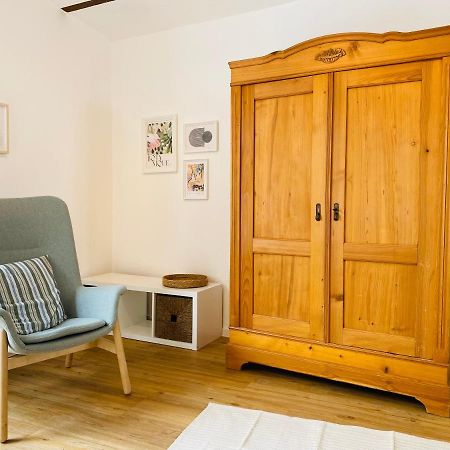 Restaurierter Altbau Mit Privatem Innenhof & Parkplatz Grossfischlingen المظهر الخارجي الصورة